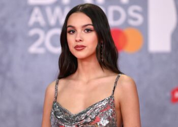 LONDON, ENGLAND - FEBRUARY 08: EDITORIAL USE ONLY Olivia Rodrigo attends The BRIT Awards 2022 at The O2 Arena on February 08, 2022 in London, England. (Photo by Samir Hussein/WireImage )