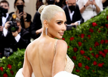 Kim Kardashian met gala