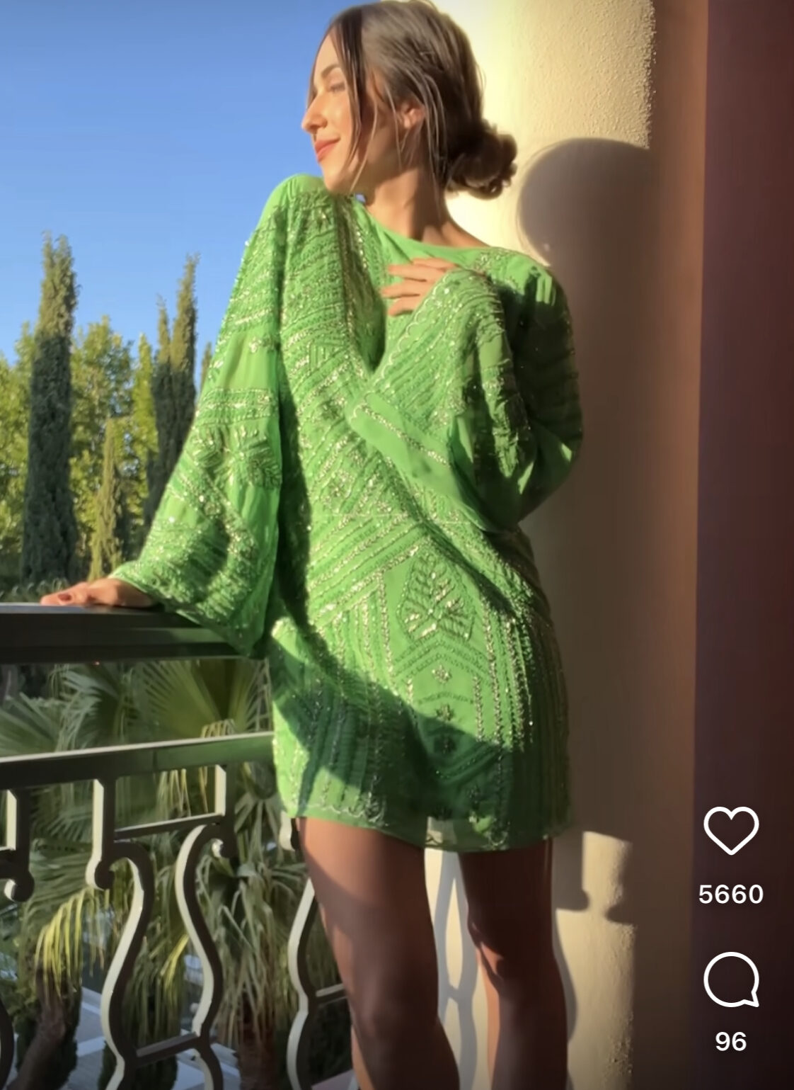Verónica Díaz tiene el vestido de invitada (perfecto) de menos 100€