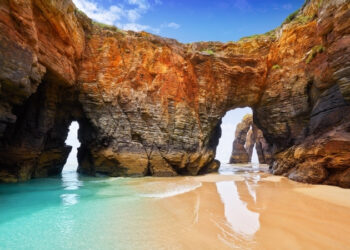 Playa de las catedrales